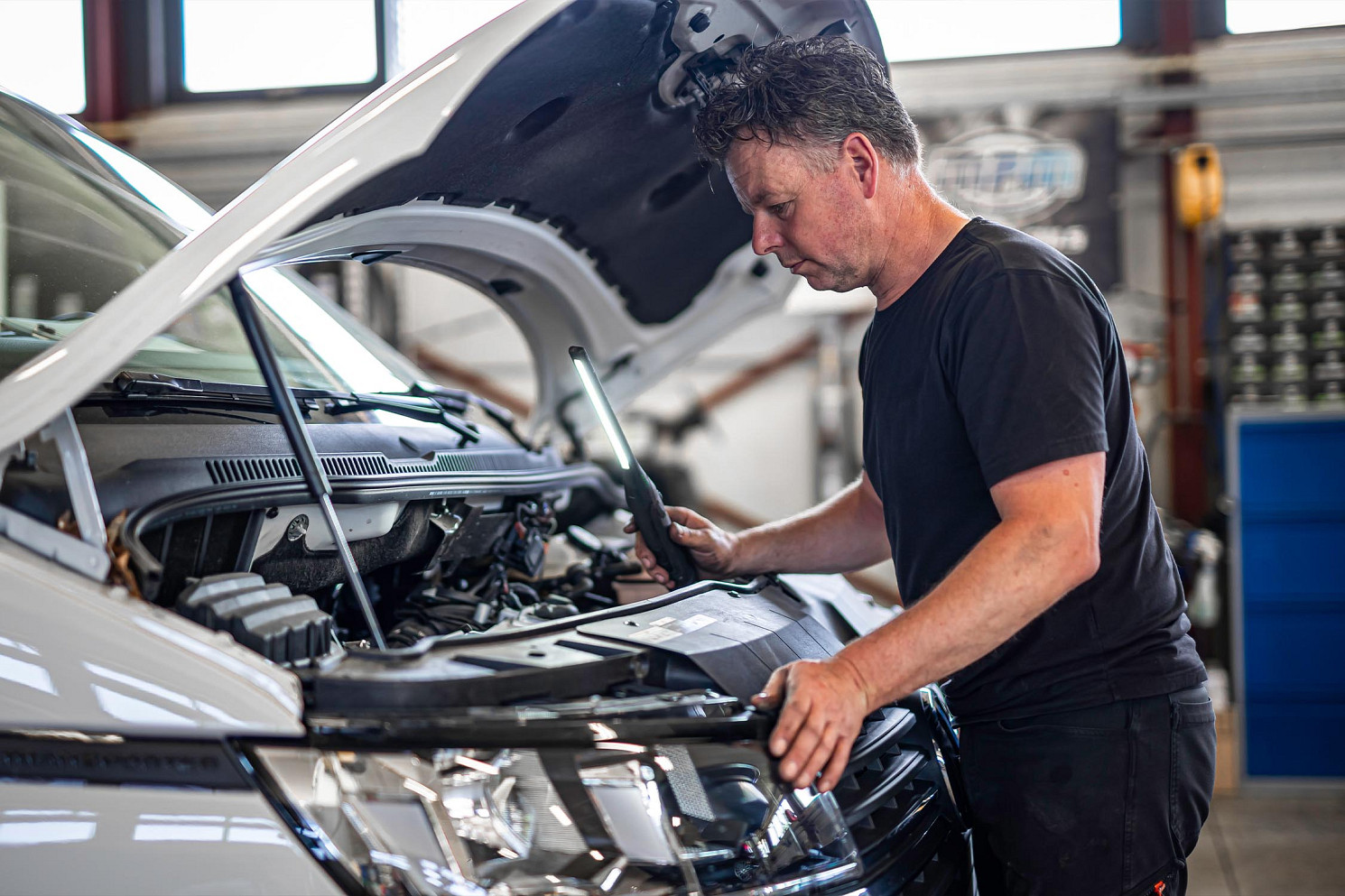 Bedrijfswagens En Aanhangers | Carteam Totaal Auto Budel